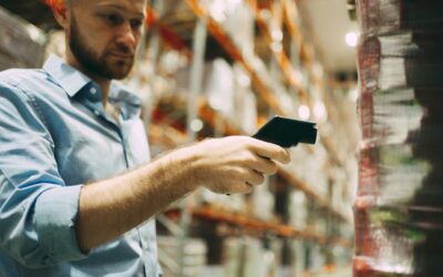 ROI z WMS w praktyce: skąd biorą się oszczędności i kiedy system zaczyna zarabiać